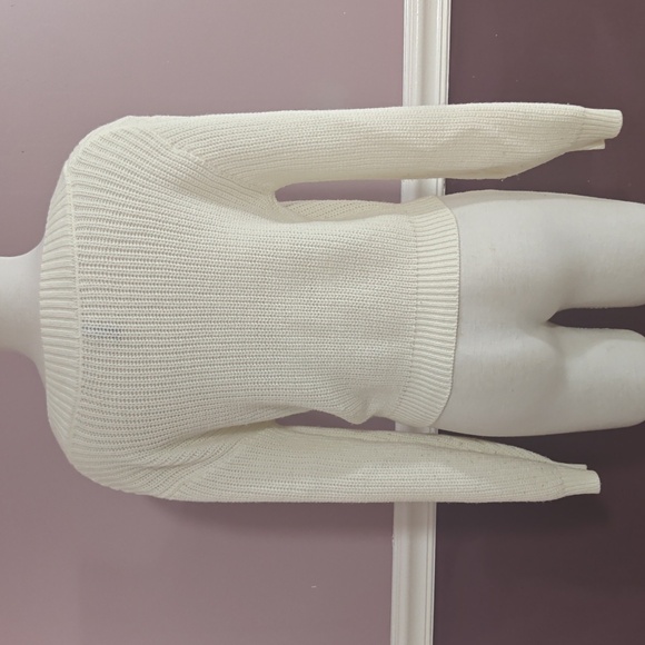 H&M Divided Cream Ribbed Sweater - Picture 2 of 4